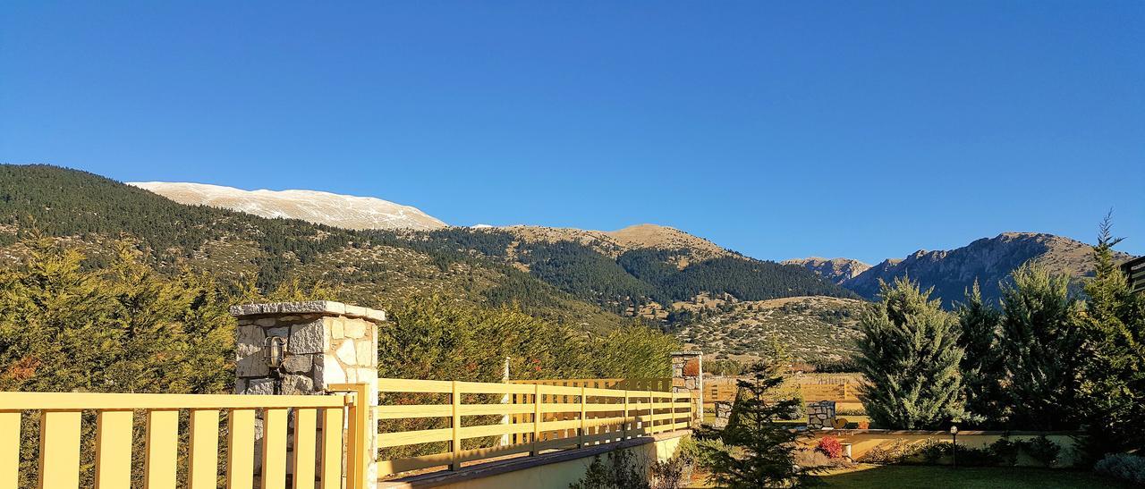 Mountain Chalet Livadi Arachova Exterior photo